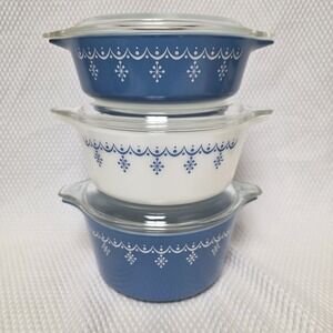 Vintage (3) PYREX Blue SNOWFLAKE GARLAND 471, 472, 473 Casserole Dish Bowl /Lids